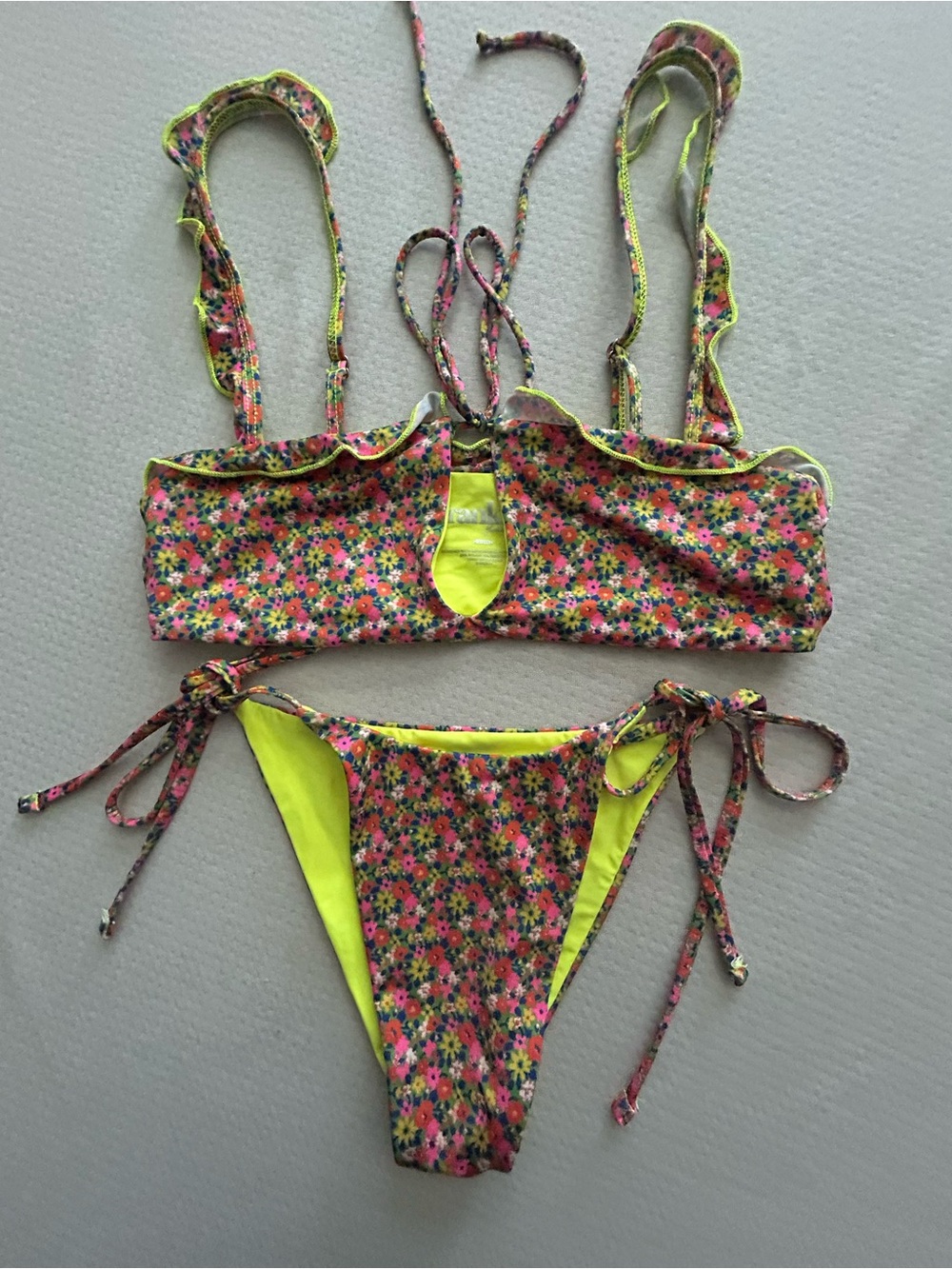 Frankies Bikinis Floral Ruffle Bikini Set — Medium